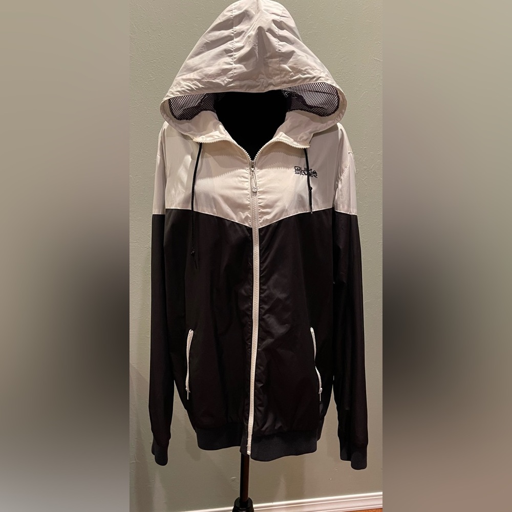 Black and white Quicksilver rain jacket size large in great condition